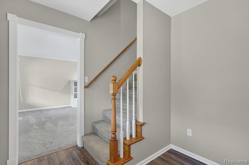 2724 Ore Valley Drive, Hartland, MI 48353 — Photo 7