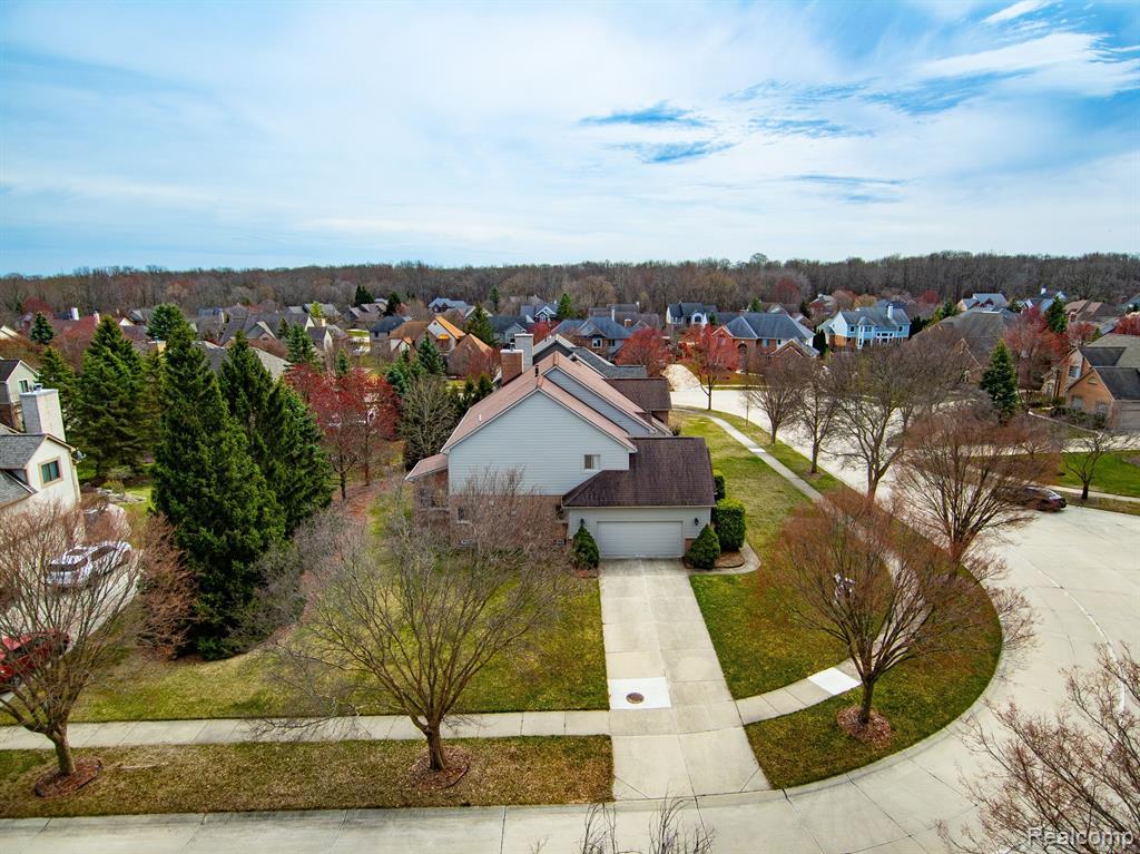 45857 ASHFORD Circle, Novi, MI — Photo 41