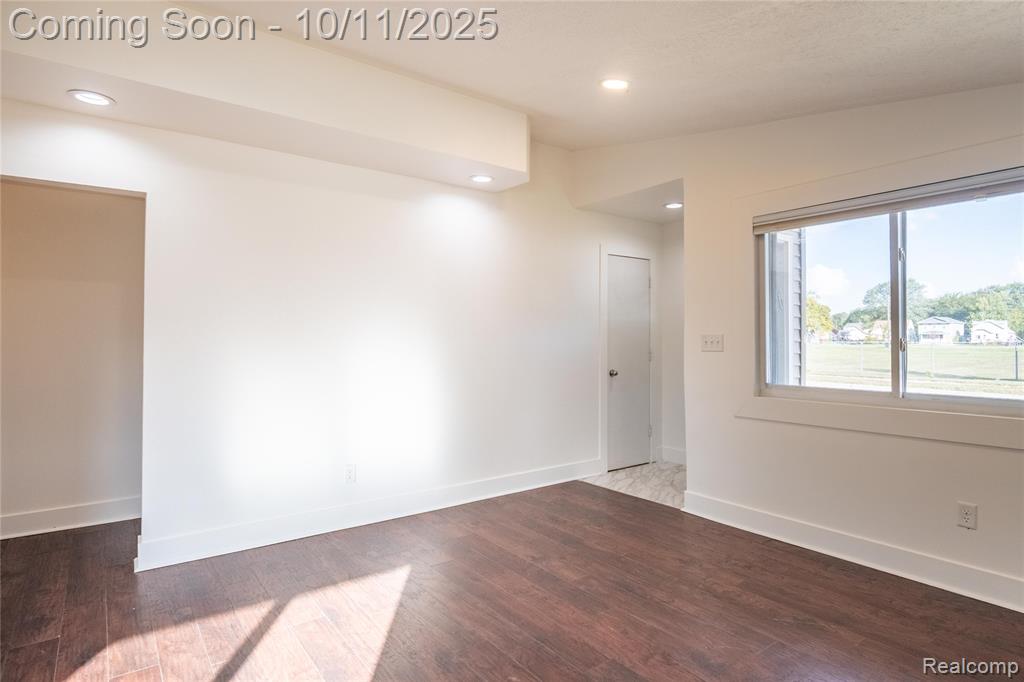 444 S Felker Avenue, Hazel Park, MI 48030 — Photo 8