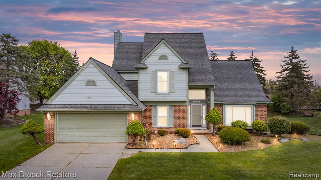 39456 Squire Road, Novi, MI