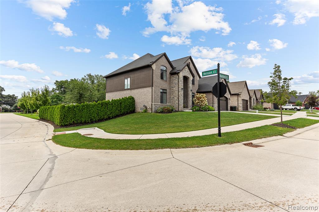 55135 Hanford Court, Shelby Twp, MI 48316 — Photo 51