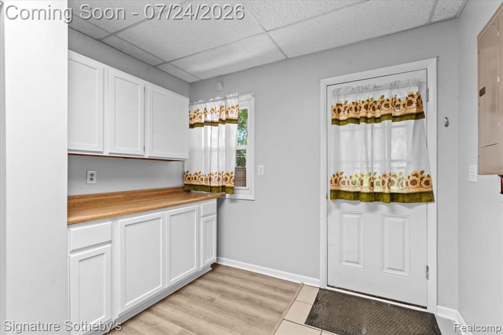6280 Beth, Brighton, MI 48116 — Photo 12