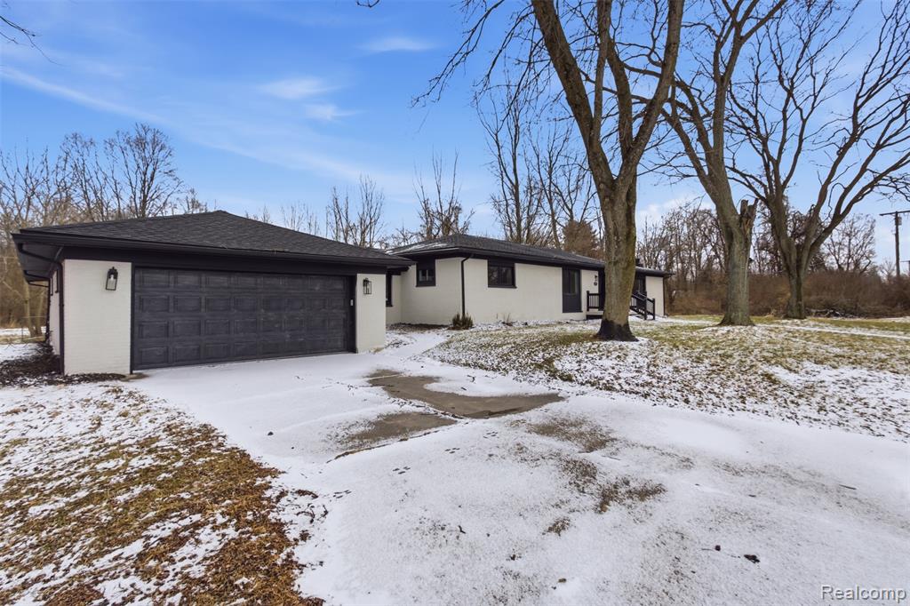 23157 Karr Road, Belleville, MI 48111 — Photo 2