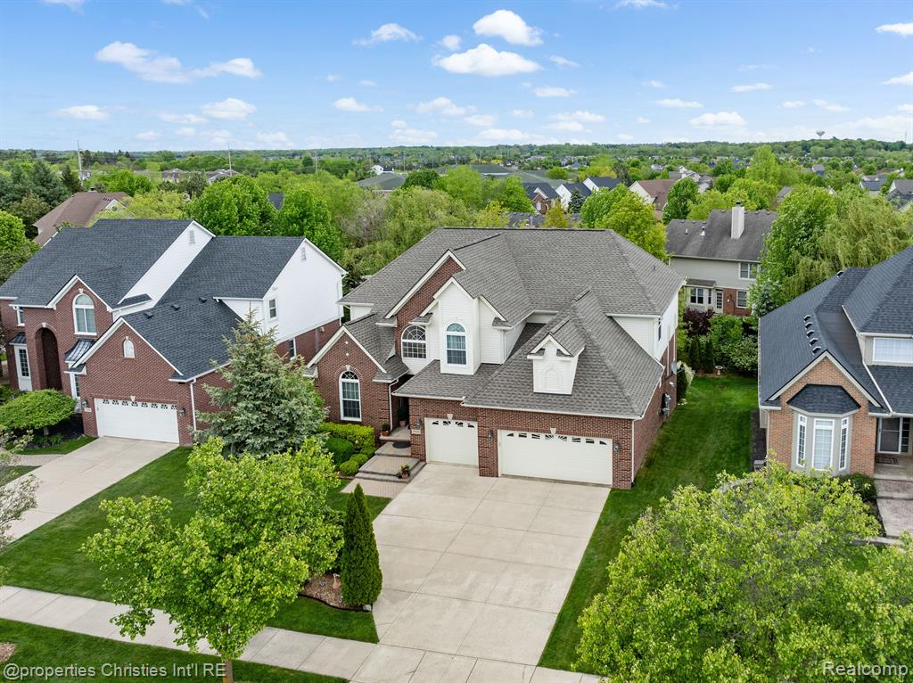 17070 CARRIAGE Way, Northville, MI 48168 — Photo 42