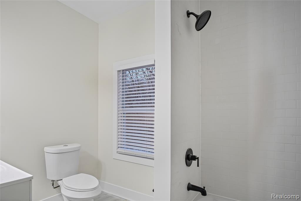 427 Melbourne, Detroit, MI 48202 — Photo 27