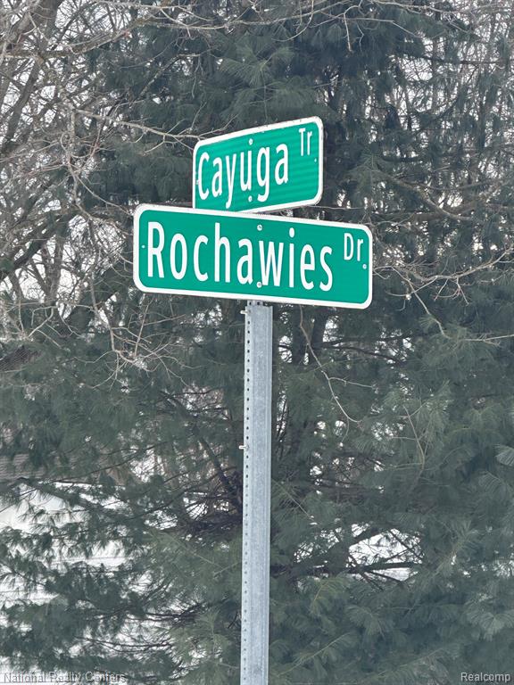 1028 Rochawies Drive, Oakland, MI — Photo 53