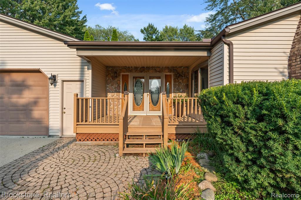 5315 Plymouth Street, Sterling Heights, MI 48310 — Photo 3