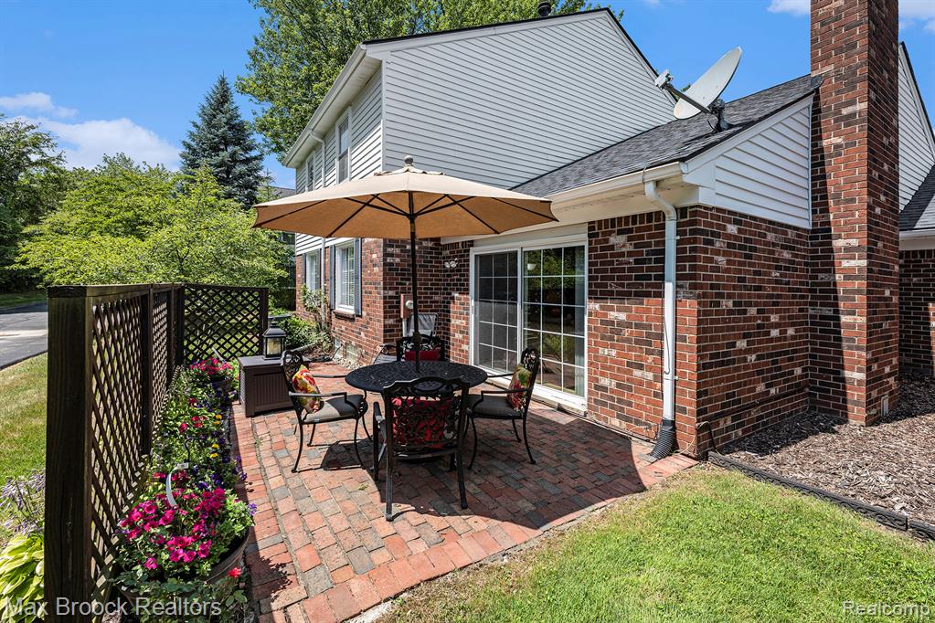 1564 Georgetown Place, Bloomfield Hills, MI 48304 — Photo 29