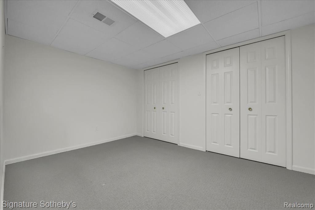 7525 Danbury Drive, West Bloomfield, MI — Photo 19