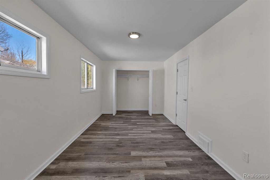 6243 Hunt Street, Romulus, MI 48174 — Photo 14