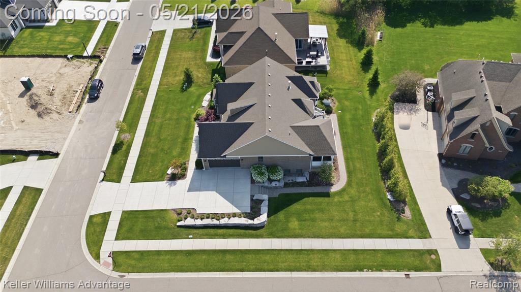 37125 White Tail Court, Farmington, MI 48335 — Photo 55