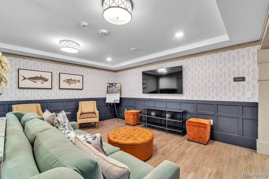 1957 S TELEGRAPH Road, Bloomfield Hills, MI 48302 — Photo 25