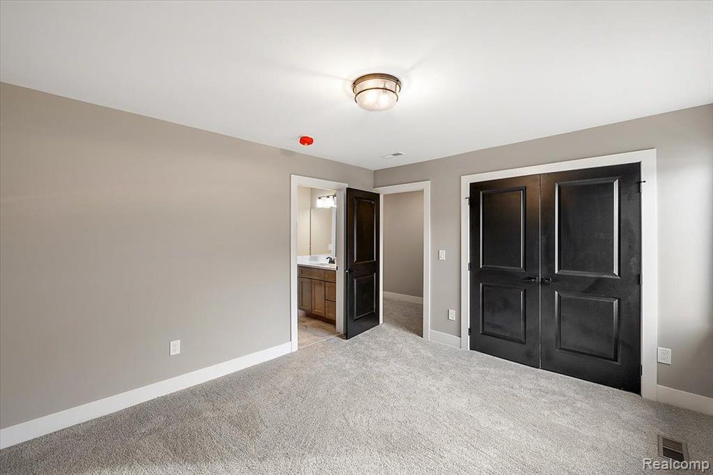 50998 MISTWOOD Drive, Macomb, MI 48042 — Photo 61