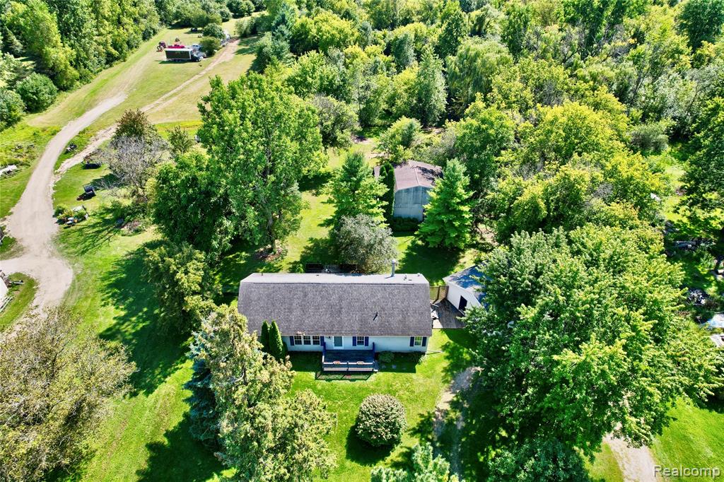5206 Lippincott Boulevard, Burton, MI 48519 — Photo 70