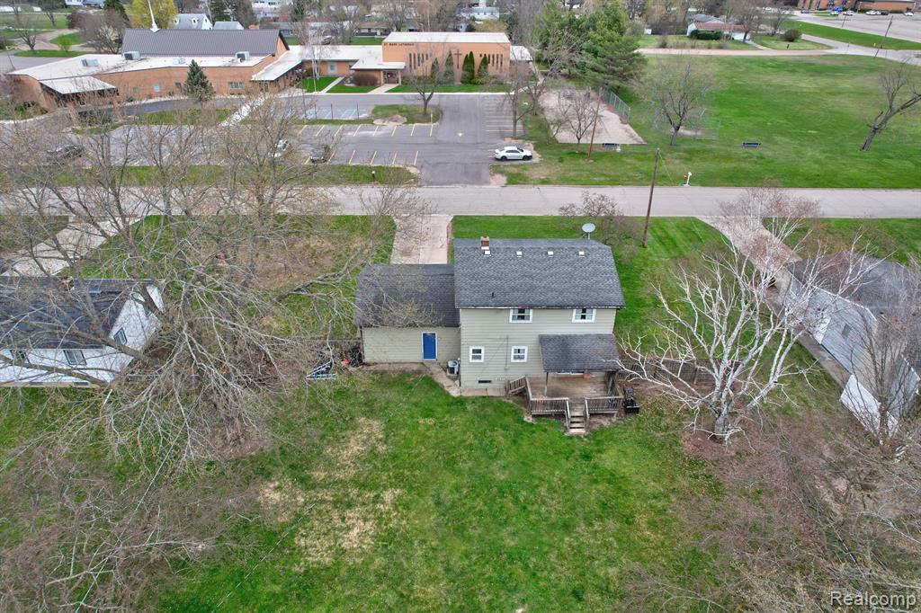 5084 DALY Boulevard, Flint, MI 48506 — Photo 8