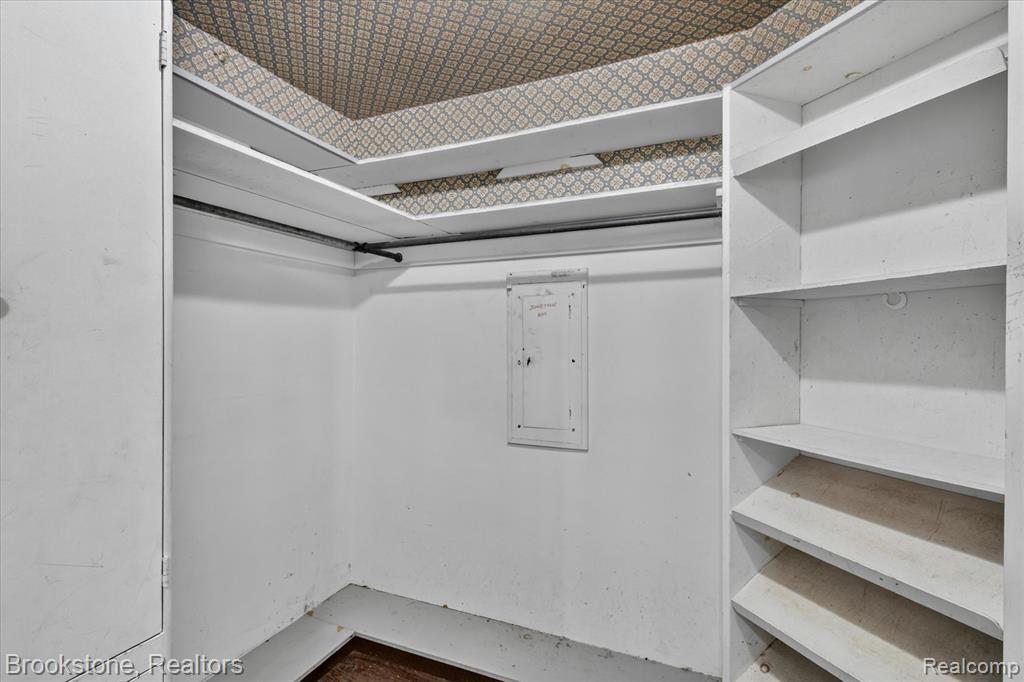 1735 Lincolnshire Drive, Highland Park, MI 48203 — Photo 42