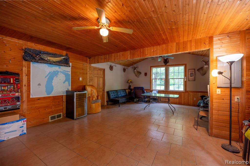 3591 Curry Road, Caro, MI 48723 — Photo 17