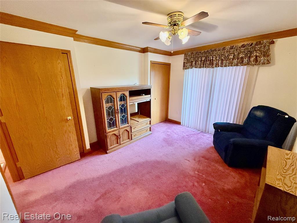 42827 Matthew Drive, Sterling Heights, MI 48313 — Photo 26
