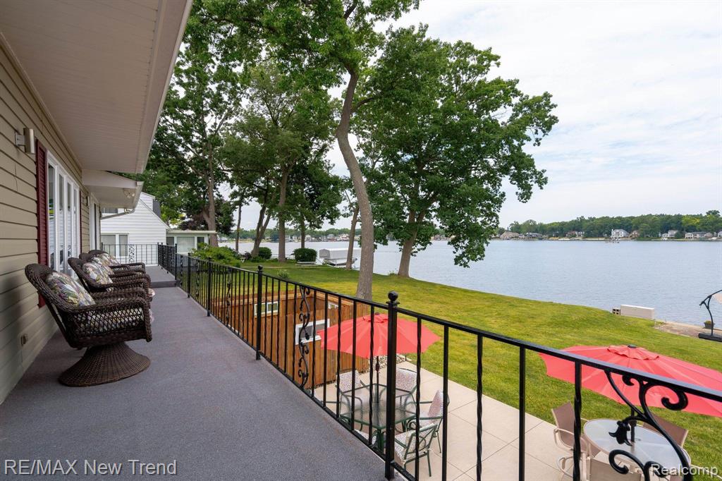 6768 HATCHERY Road, Waterford, MI 48327 — Photo 67