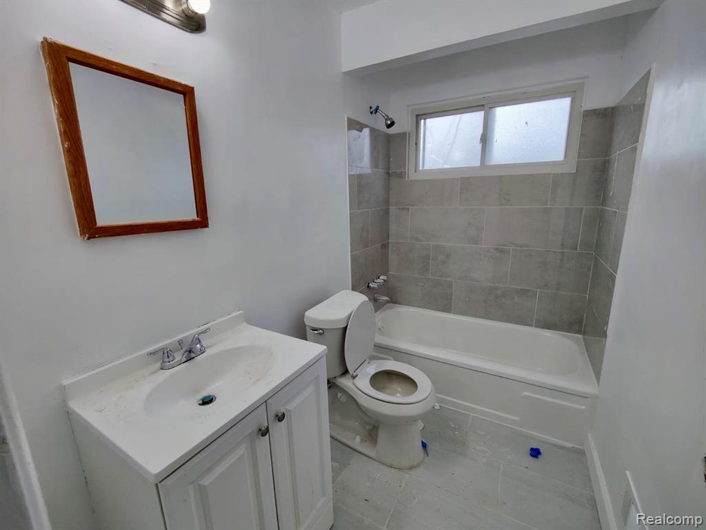 17167 Lumpkin Street, Hamtramck, MI 48212 — Photo 10