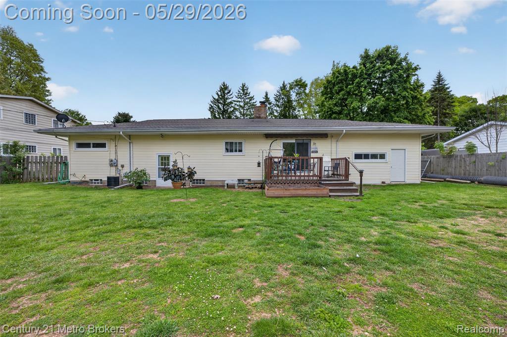 985 S Park Street, Highland, MI 48356 — Photo 10