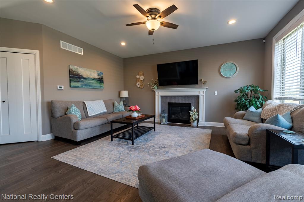 70376 Hillside Court, Romeo, MI 48065 — Photo 4
