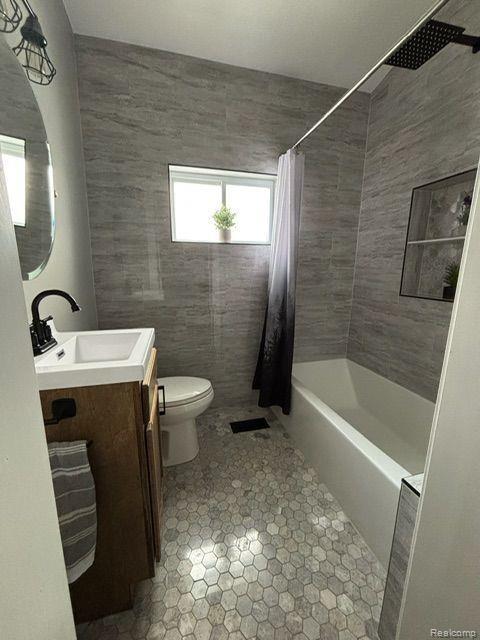 412 E ELLEN Street, Fenton, MI 48430 — Photo 23
