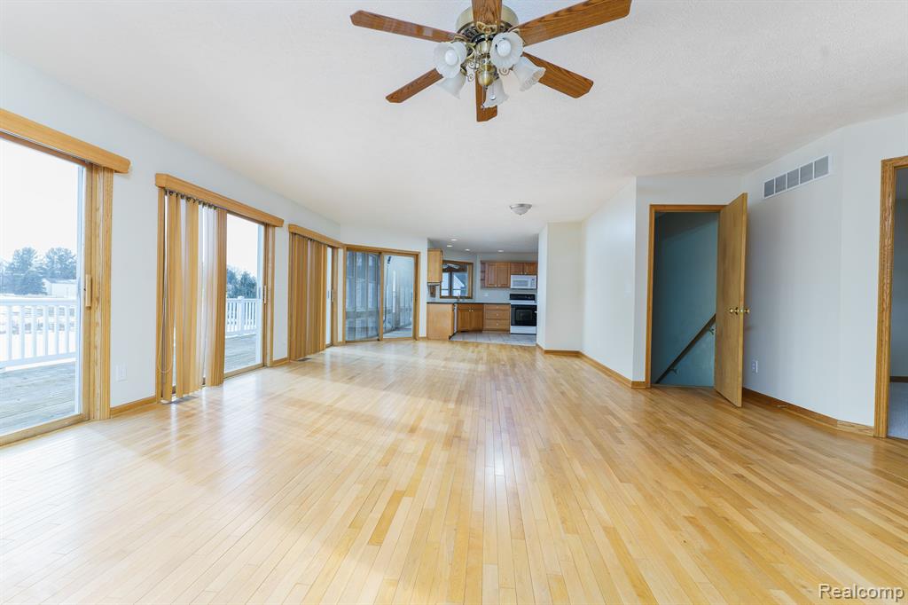 1052 E DEXTER Trail, Dansville, MI 48819 — Photo 23