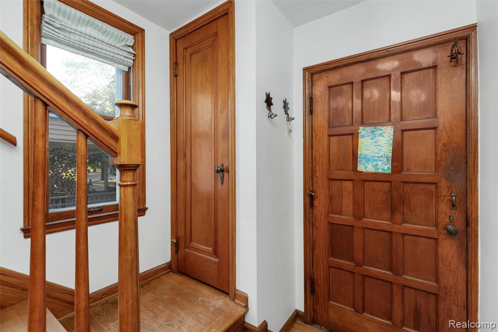 515 S Wilson Avenue, Royal Oak, MI 48067 — Photo 9