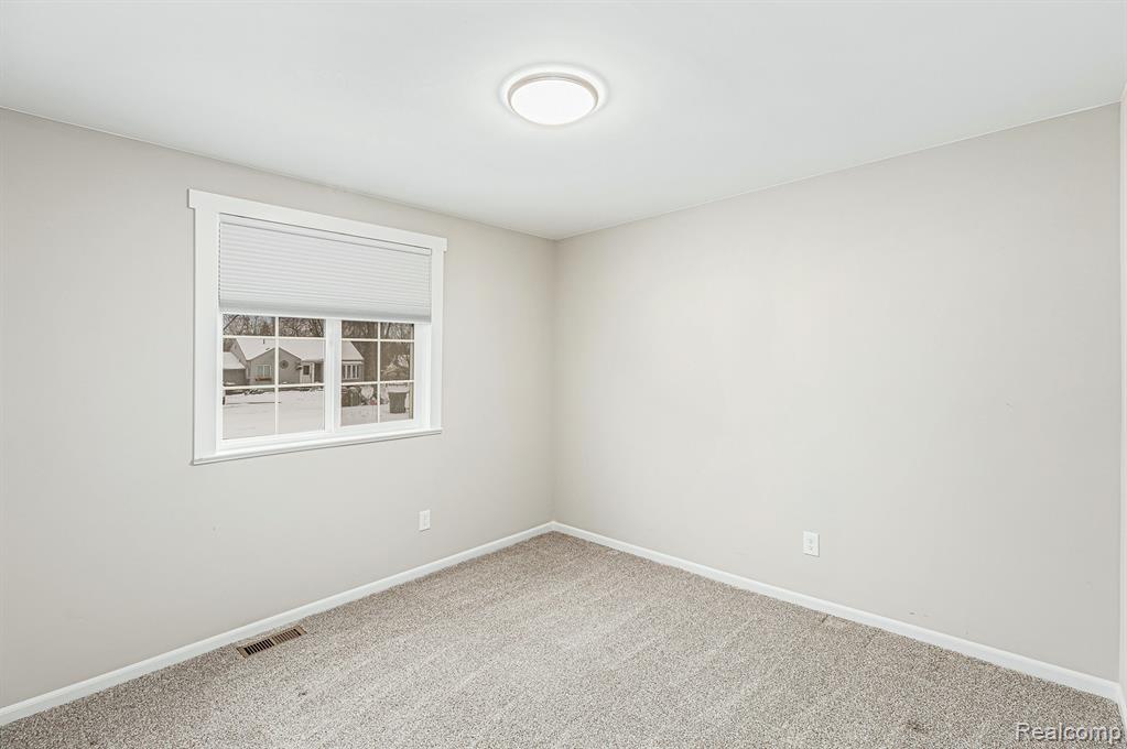 7725 Mary Lou Court, Shelby Twp, MI 48317 — Photo 12