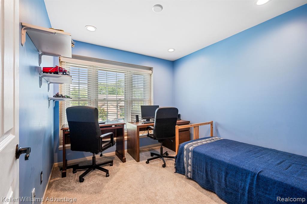 44708 FENWICK Drive, Canton, MI 48188 — Photo 22