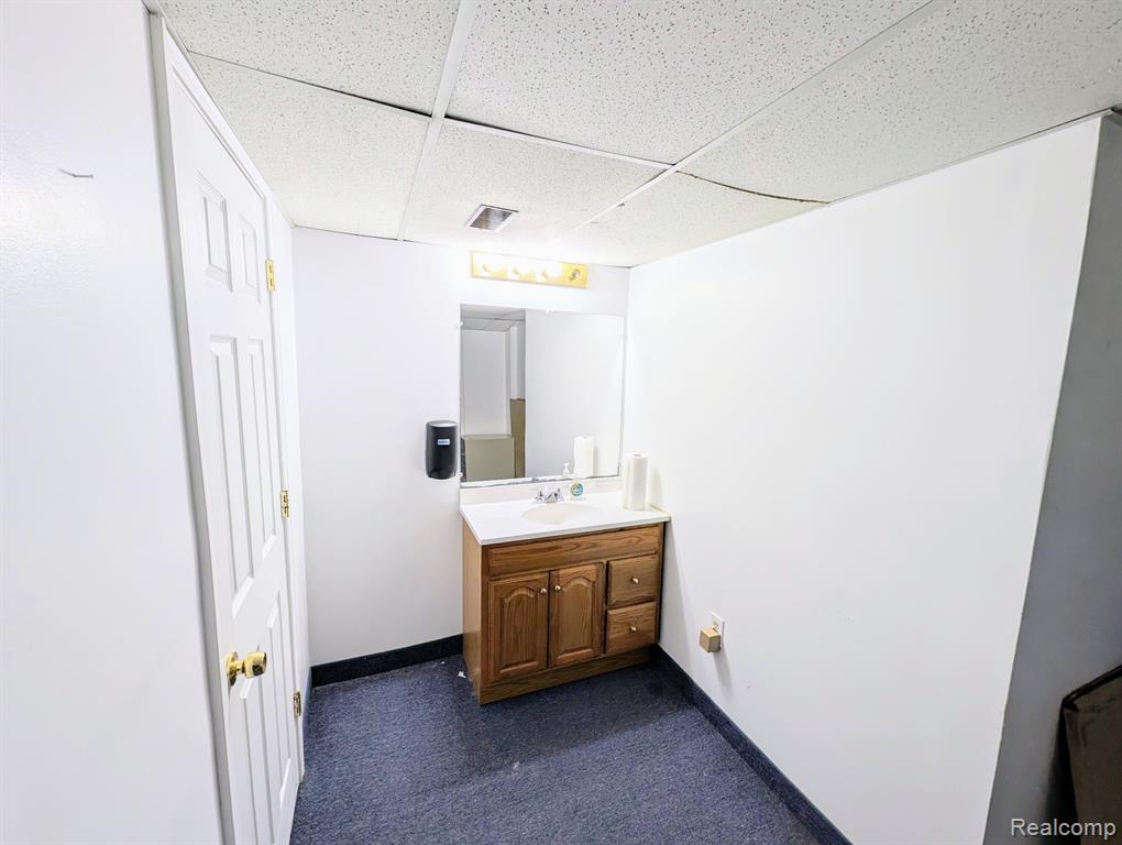 802 E BALTIMORE Boulevard, Flint, MI 48505 — Photo 12