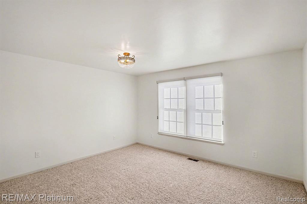 609 TELYA RIDGE, Milford, MI 48381 — Photo 13