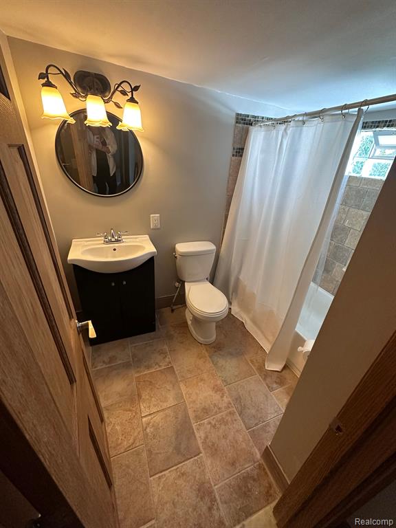 543 W MIDDLE Street, Chelsea, MI 48118 — Photo 16