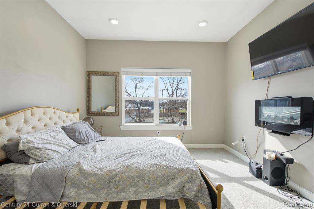 1241 E Woodward Heights Boulevard, Hazel Park, MI 48030 — Photo 18