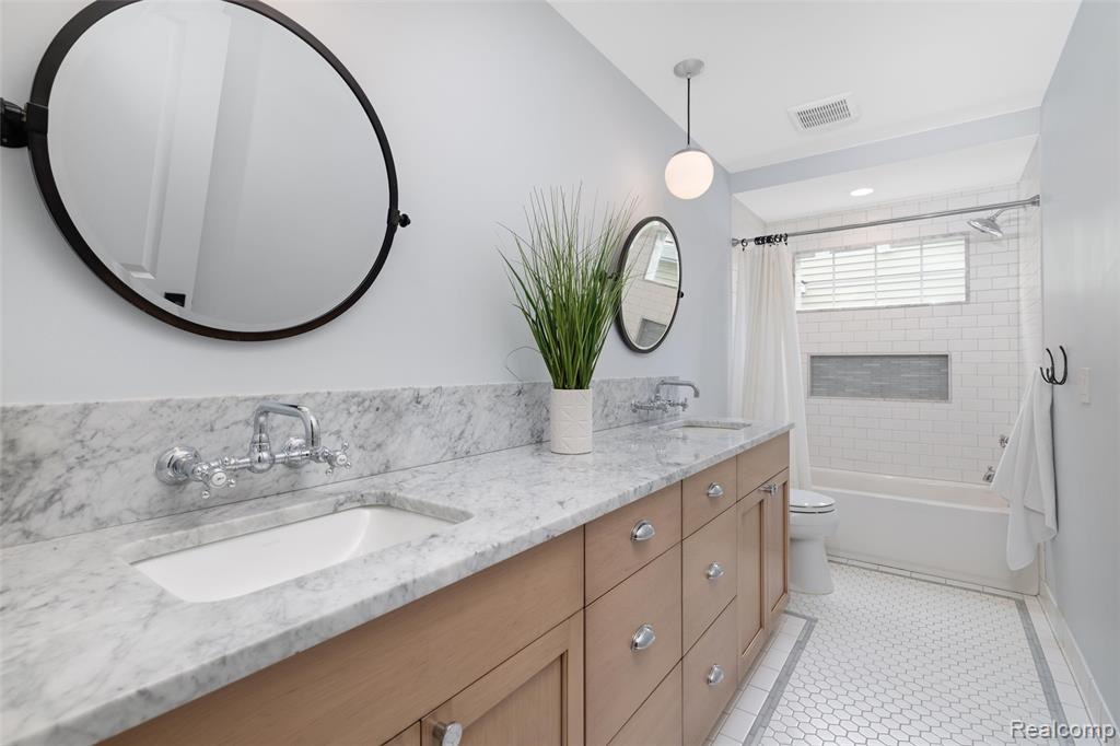 709 S Blair Avenue, Royal Oak, MI 48067 — Photo 28