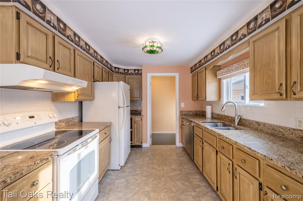 7101 Anna Street, Grand Blanc, MI 48439 — Photo 7