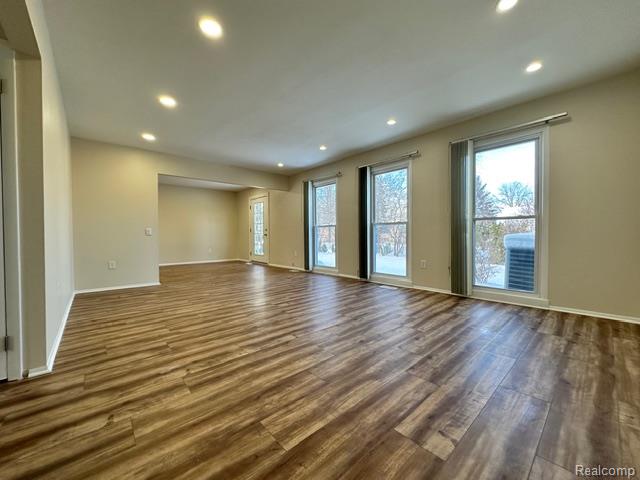 5285 Hardwoods Drive, West Bloomfield, MI 48323 — Photo 9