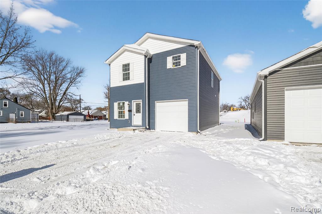 7575 Packard Avenue, Warren, MI 48091 — front exterior