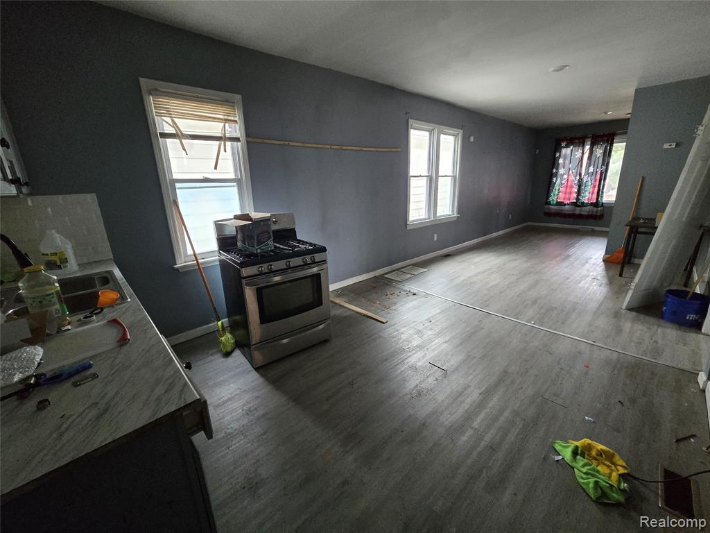 8976 McClellan Street, Detroit, MI 48213 — Photo 65