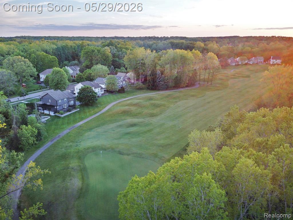 5729 Woodfield Parkway, Grand Blanc, MI 48439 — Photo 74