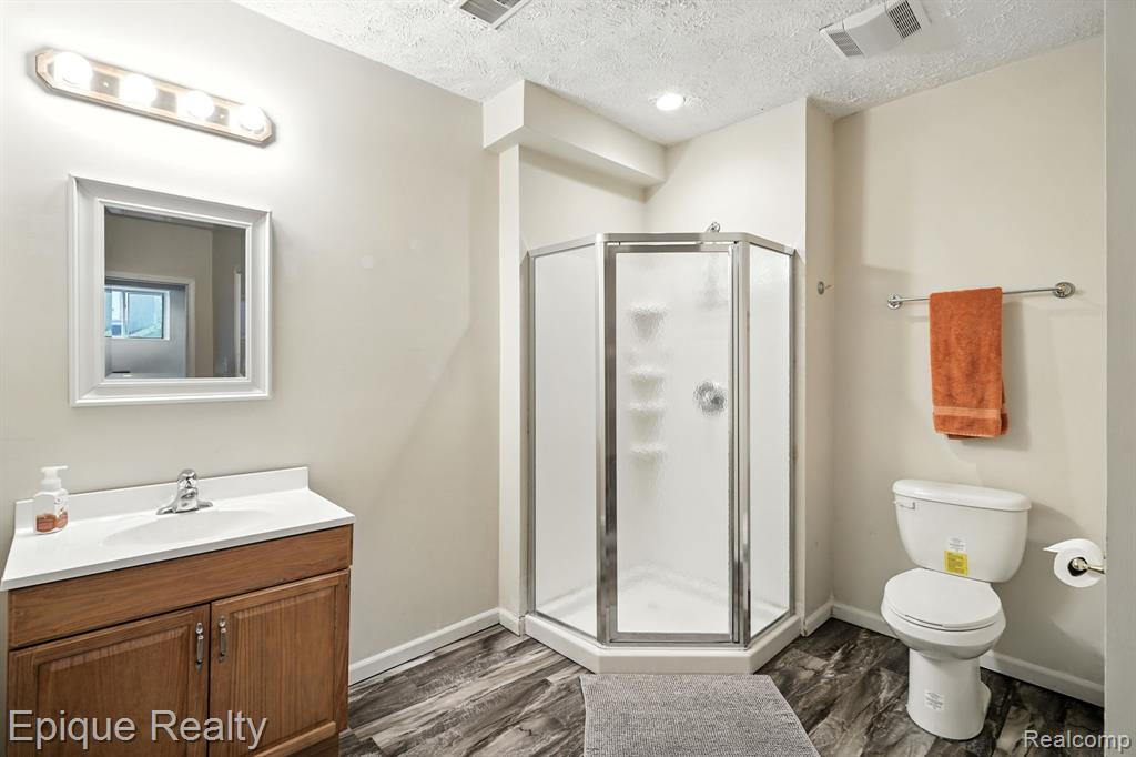 9446 Fair Oaks Drive, Goodrich Vlg, MI — Photo 27