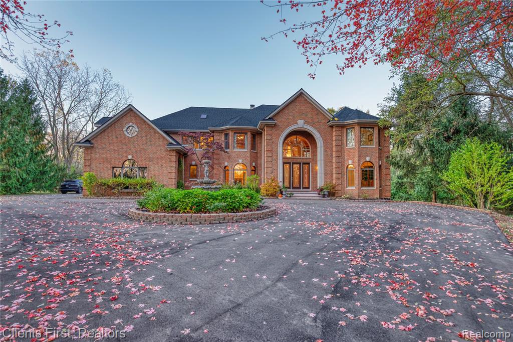 40600 8 Mile Road, Novi, MI 48167 — Photo 2