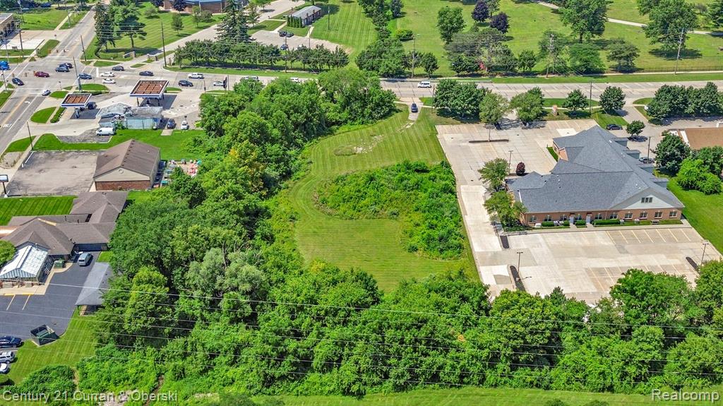 38500 GARFIELD Road, Clinton Twp, MI 48038 — Photo 9