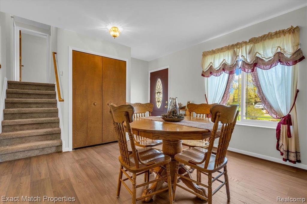 7180 HOWELL Avenue, Waterford, MI 48327 — Photo 17