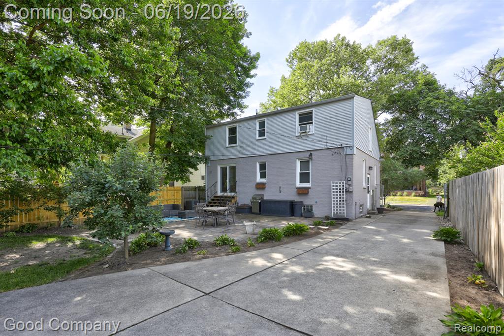 540 W Breckenridge Street, Ferndale, MI 48220 — Photo 45