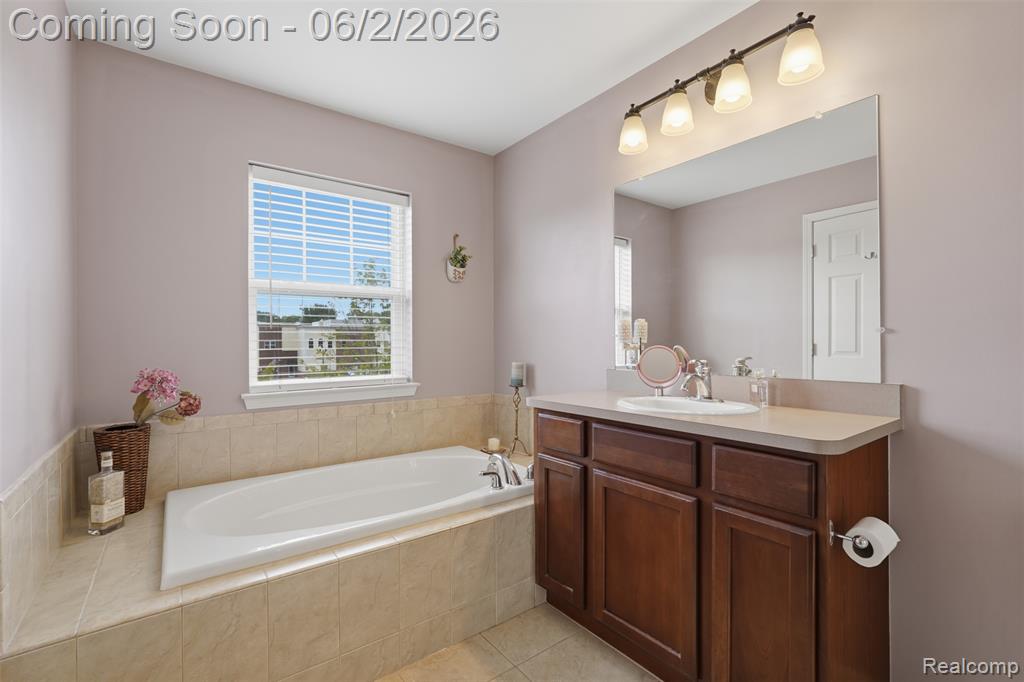 3133 Johanna Ware W, Wixom, MI 48393 — Photo 14