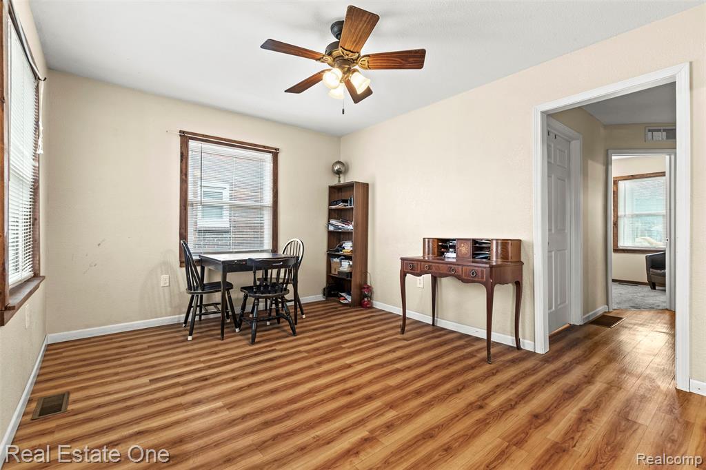 9140 Cloverlawn Street, Detroit, MI 48204 — Photo 4