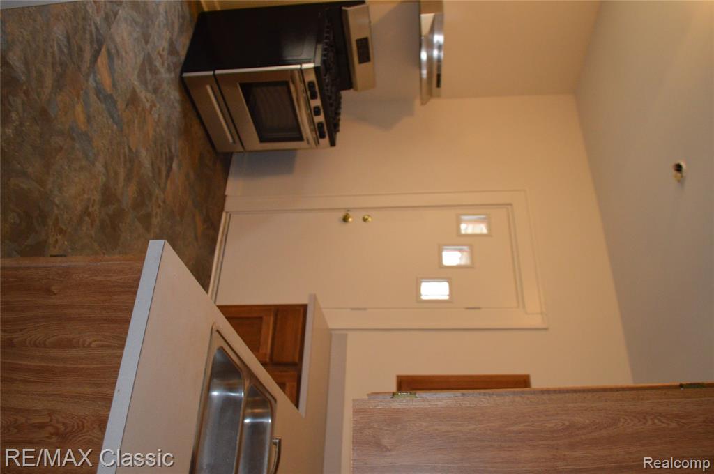 5208 Commonwealth, Detroit, MI 48208 — Photo 7