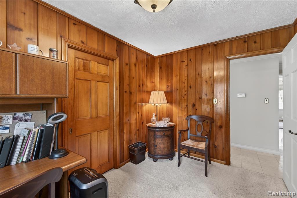 13960 Ridgewood Drive, Plymouth, MI 48170 — Photo 17